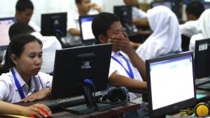 kota-malang-laksanakan-ujian-nasional-berbasis-kompetensi-unbk_20200316_201525.jpg