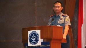 laksdya-amarulla-octavian-saat-masih-berpangkat-laksamana-muda.jpg