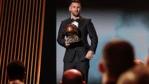 lionel-messi-kembali-raih-penghargaan-ballon-dor_20231031_075436.jpg