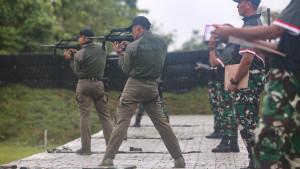 lomba-tembak-Kogabwilhan-III.jpg