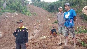 longsor-di-tana-toraja-sadf.jpg
