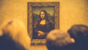 lukisan-mona-lisa-karya-leonardo-da-vinci-di-museum-louvre-paris-prancis.jpg