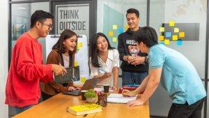 mahasiswa-binus-online-kuliah-online-2409.jpg