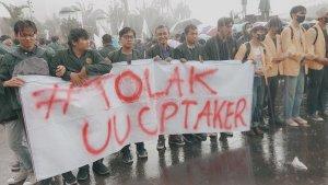 mahasiswa-tolak-uu-cipta-kerja-22.jpg
