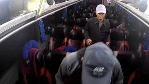 maling-di-bus-bali-trans1.jpg