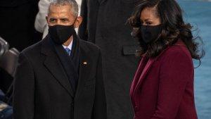 mantan-presiden-as-barack-obama-menghadiri-pelantikan-presiden-joe-biden.jpg