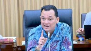 martin-manurung-ok.jpg