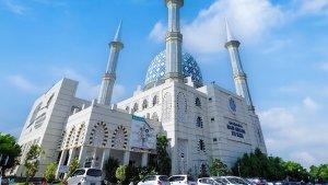 masjid-andalusia-di-sentul-city.jpg