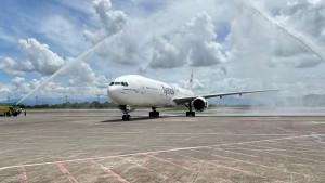 maskapai-flydeal-di-bandara-sultan-hasanuddin.jpg