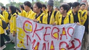 massa-aksi-indonesia-gelap.jpg