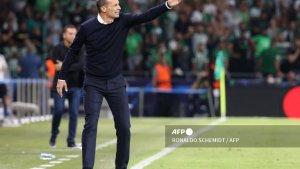 massimiliano-allegri-berbicara-kepada-para-pemainnya.jpg