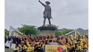maxim-mengajak-siswa-smk-negeri-1-gorontalo-menggunakan-bentor.jpg