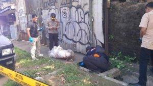 mayat-dalam-karung-di-Tangerang.jpg