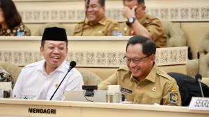 mendagri-tito-karnavian-hadiri-rapat-kerja-komisi-II-dpr.jpg