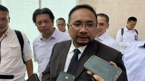 menteri-agama-yaqut-cholil-qoumas-di-gedung-dpr-ri-senayan.jpg