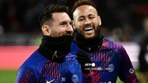 messi-dan-neymar-tertawa-saat-latihan.jpg