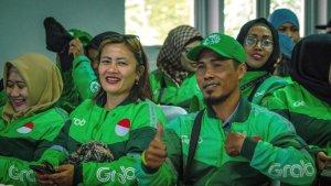mitra-pengemudi-grab-mengikuti-pelatihan-keselamatan-berkendara.jpg