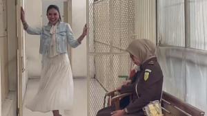 model-SIDANG-NIKITA-MIRZANI.jpg