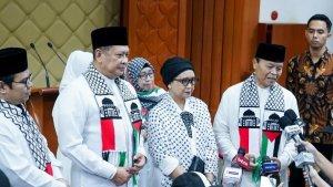 mpr-gelar-buka-puasa-bersama-dengan-mui-baznas-dan-imam-palestina.jpg