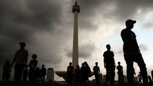 musim-hujan-di-jakarta_20160104_173518.jpg