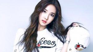 nayeon-twice-9122019.jpg
