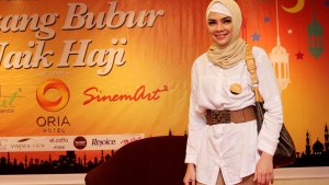 nova-soraya-bukber-anak-yatim-piatu_20160620_153951.jpg