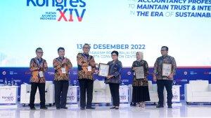 ojk-terapkan-tata-kelola-berkelanjutan-di-industri-jasa-keuangan.jpg