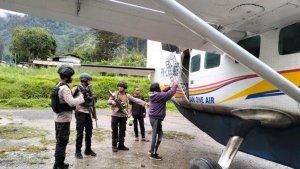 otk-tembak-pesawat2345.jpg