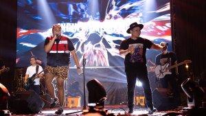 padi-reborn-ngedangdut-bareng-club-dangdut-racun-dalam-konser-terbesar-di-samarinda.jpg