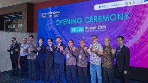 pameran-mainan.jpg