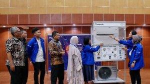 panasonic-goes-to-campus.jpg