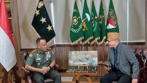 panglima-kostrad-pangkostrad-letjen-tni-muhammad-saleh-mustafa.jpg