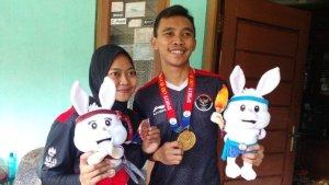 pasangan-suami-istri-asal-ciamis-meraih-medali.jpg