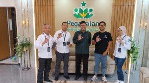 pegadaian-gandeng-plustik-daur-ulang-1-ton-sampah-plastik.jpg