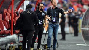 pelatih-kepala-timnas-thailand-alexandre-polking_20211229_202645.jpg
