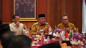 pemkab-bogor-program-satu-desa-satu-sarjana.jpg