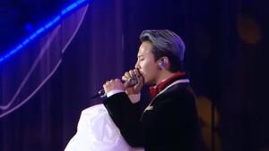 penampilan-G-Dragon-pada-KTT-APEC-2025.jpg