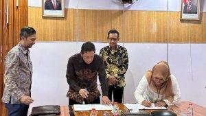 penandatanganan-perjanjian-jual-beli-listrik-antara-pt-masmindo-dwi-area-mda-dan-pt-pln.jpg
