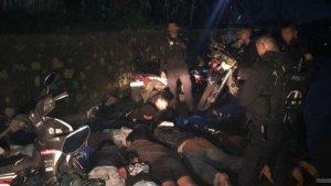 perang-sarung-di-sumedang-jawa-barat-sdfgsdfg.jpg