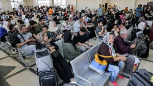 perbatasan-rafah-mesir-akhirnya-dibuka-warga-gaza-mengungsi_20231102_075247.jpg