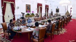pertemuan-presiden-dengan-industri-jasa-keuangan.jpg