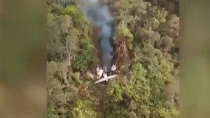 pesawat-sam-air-ditemukan-jatuh-dan-terbakar.jpg