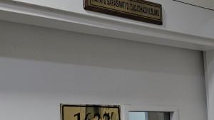 pintu-ruangan-rahayu-saraswati.jpg
