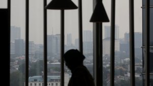 polusi-udara-di-jakarta-masih-tinggi_20230822_190013.jpg