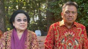 potret-kedekatan-megawati-dan-olly-dondokambey-terlihat-ketika-presiden-ke-5-ri.jpg