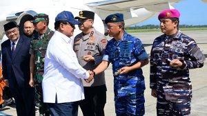 prabowo-sambuttttt-macron.jpg