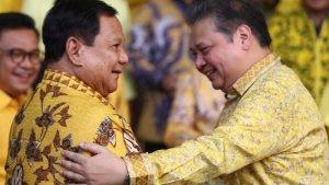 prabowo-subianto-dan-airlangga-hartarto-di-kantor-dpp-partai-golkar-1.jpg