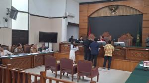 praperadilan-nadiem-lagiiii.jpg