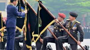presiden-jokowi-di-kelapa-dua-brimob.jpg