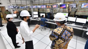 presiden-jokowi-resmikan-hot-strip-mill-2-pt-krakatau-steel_20210921_215952.jpg